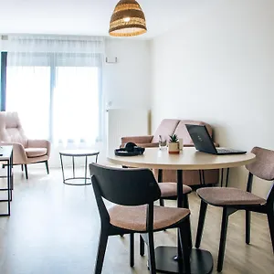Twenty Business Flats - Bayard Rijsel
